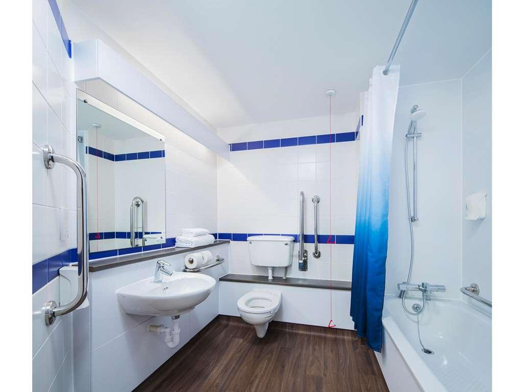 Travelodge Chester Warrington Road Rom bilde