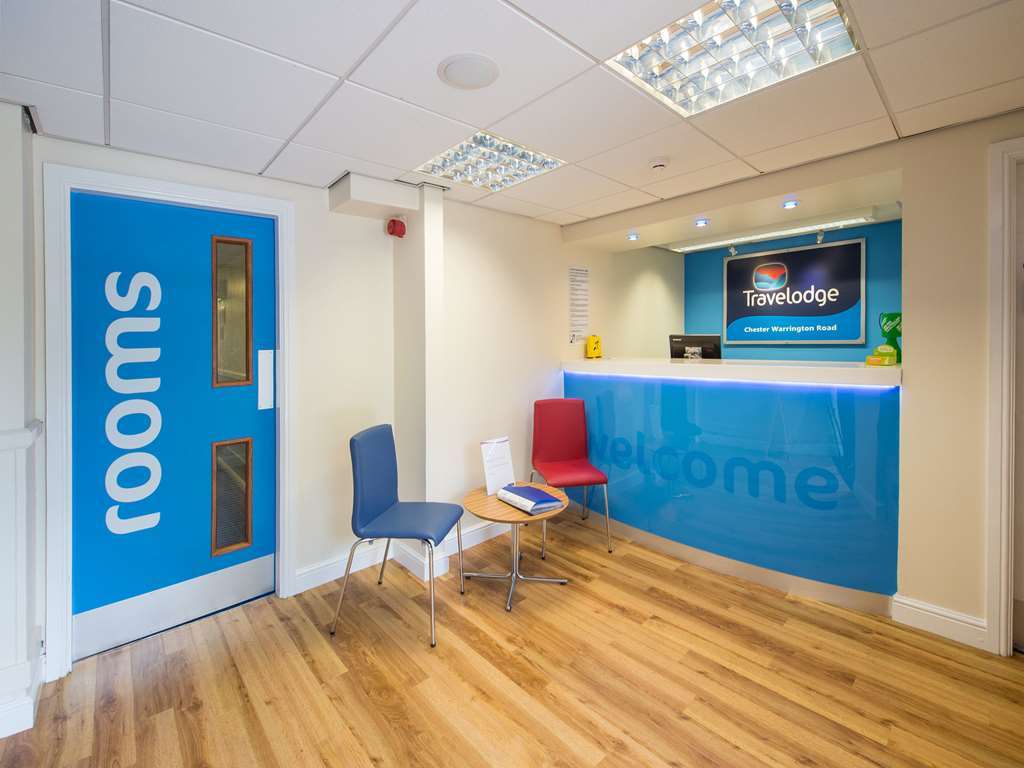 Travelodge Chester Warrington Road Interiør bilde